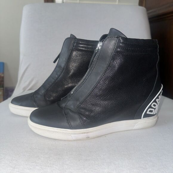 DKNY WOMENS Connie Black Leather Zip Up Slip On Wedge Size 10 EUC - Picture 3 of 8